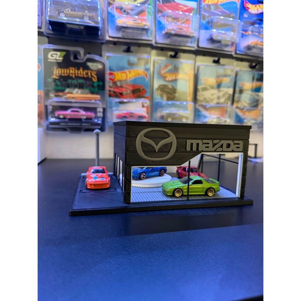 Mazda diorama